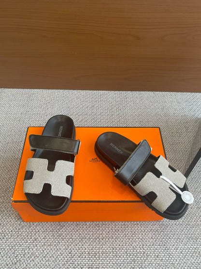 HERM Sandals