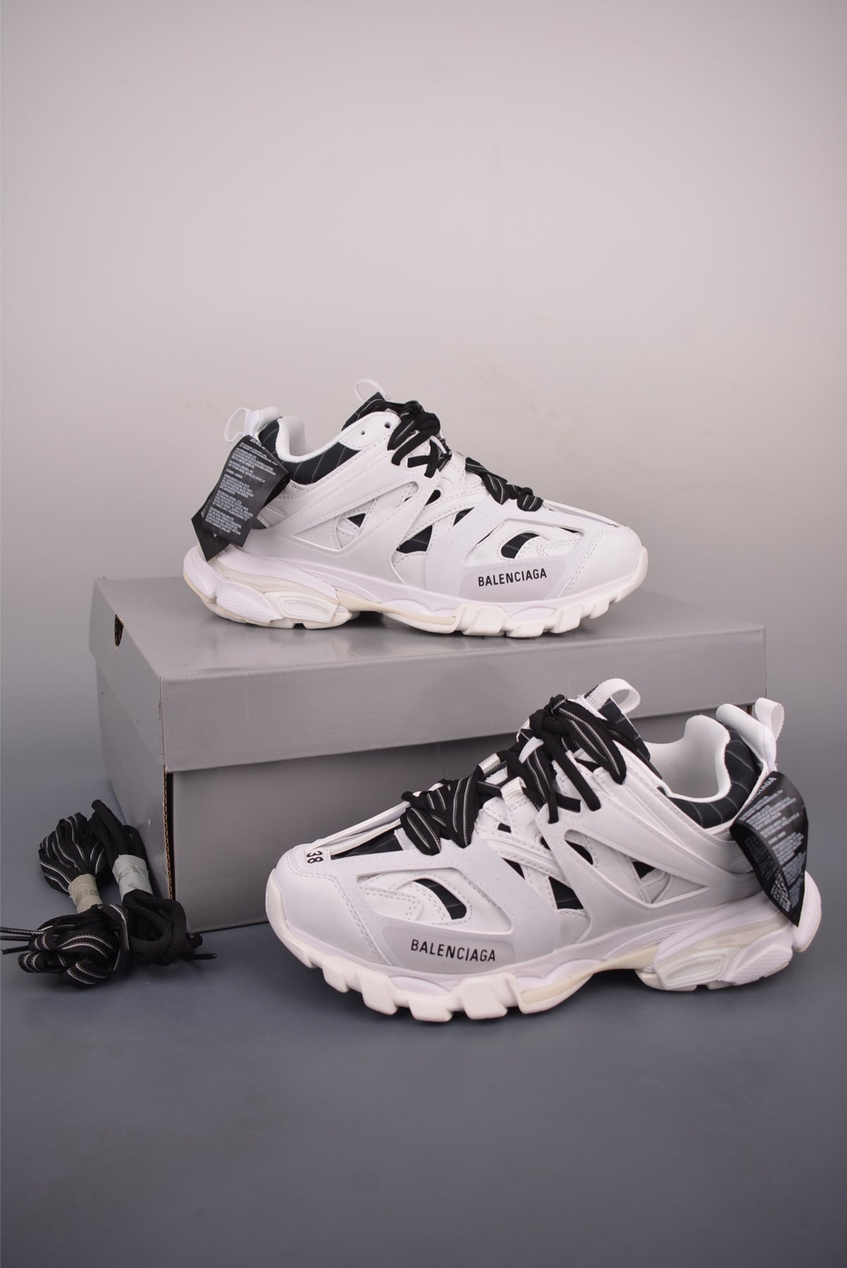 Balenciaga Track Sneaker "White/Black"