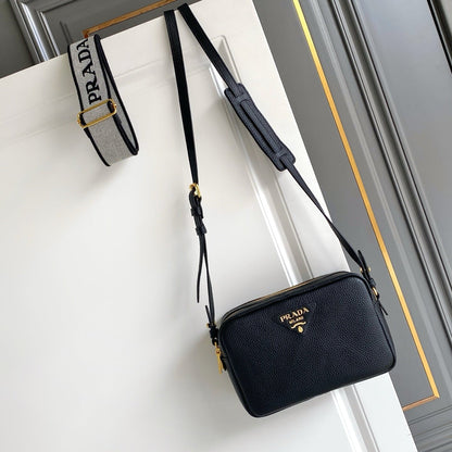 Prada 2026 Small Shoulder Bag 22cm Leather